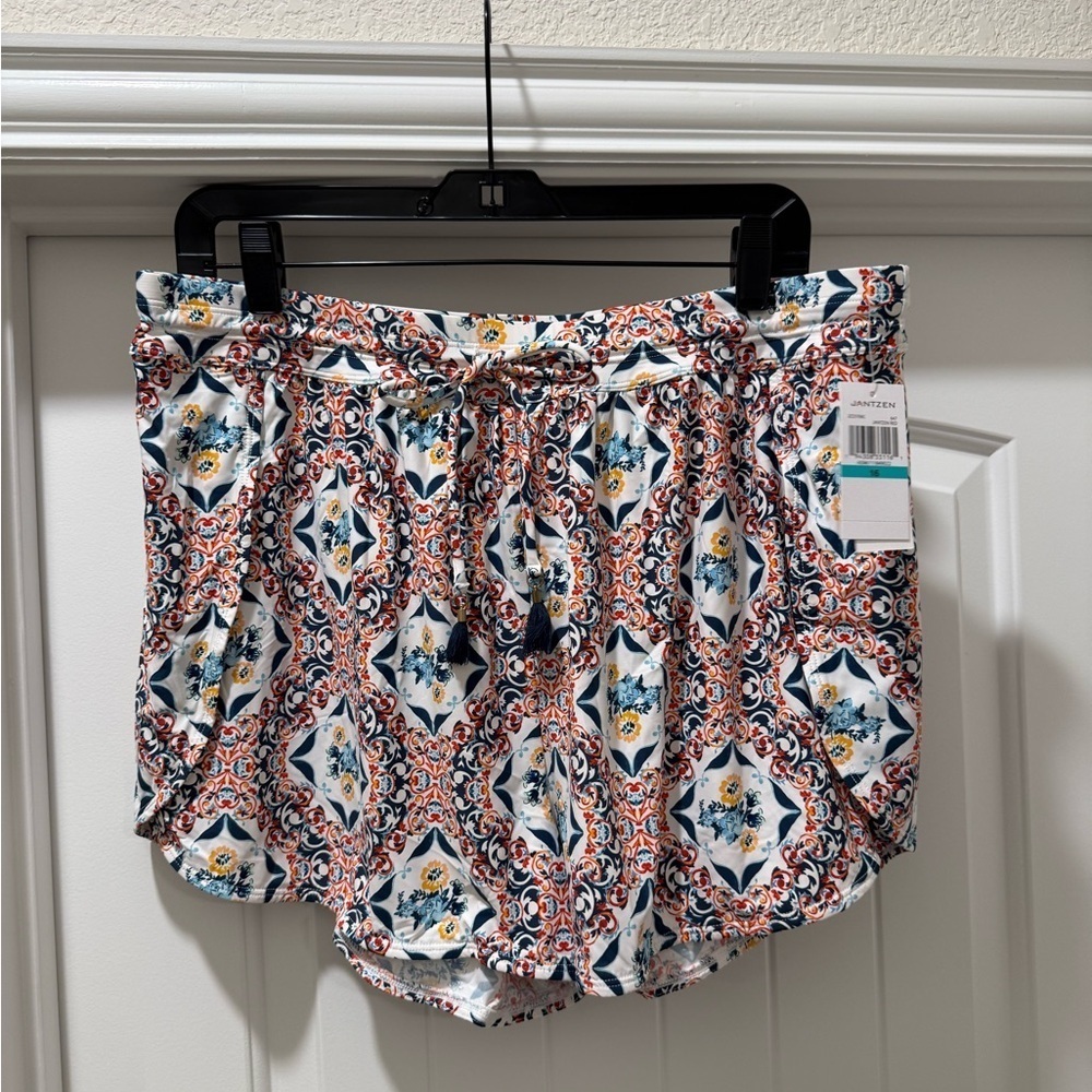 Jantzen Women's swim coverup Shorts sz 16-